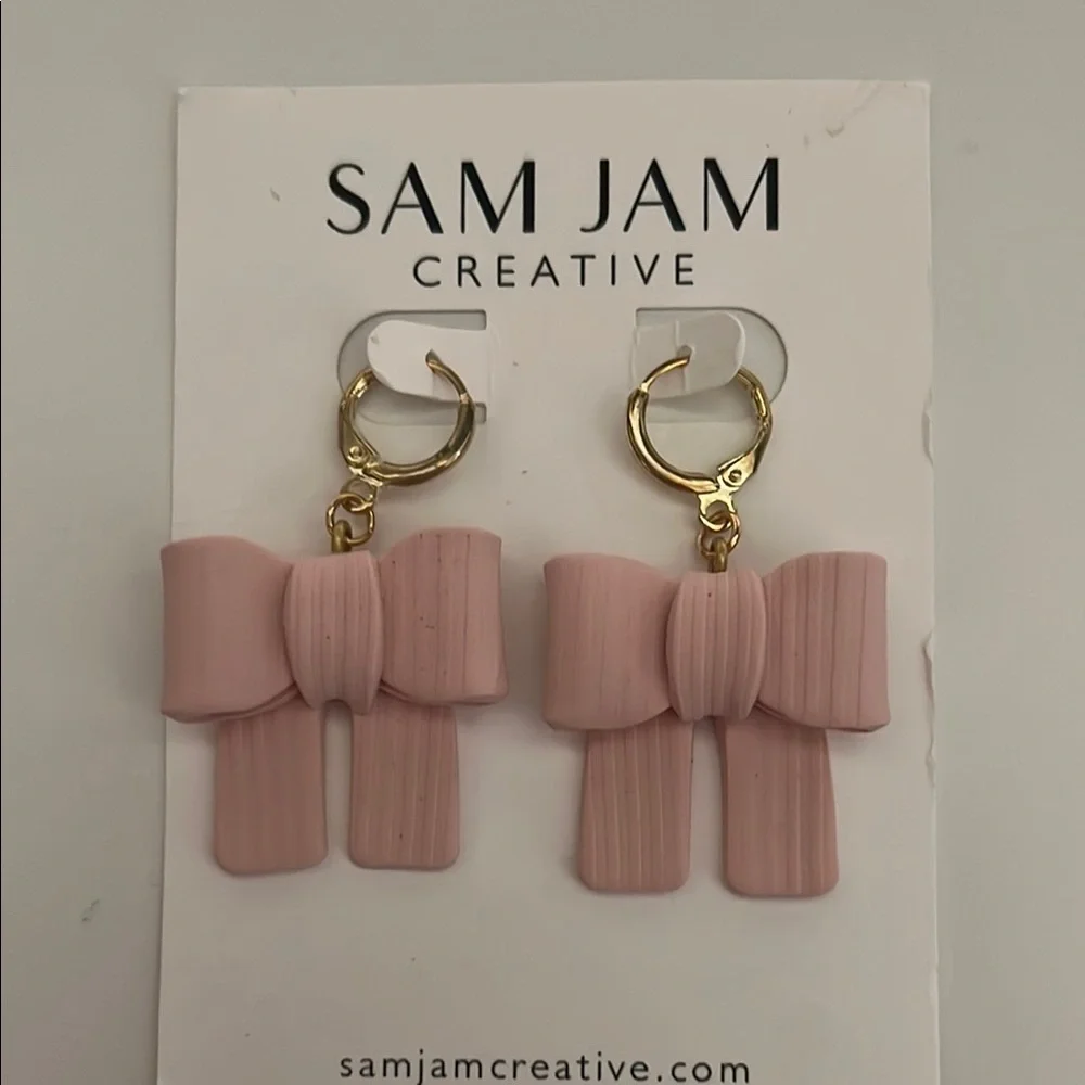 Pink Bow Earrings with Gold Accents - Picture 2 of 3